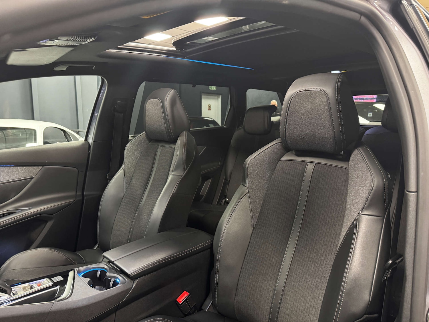 Used Peugeot 5008 2020 for sale - 77595687: Photo 9