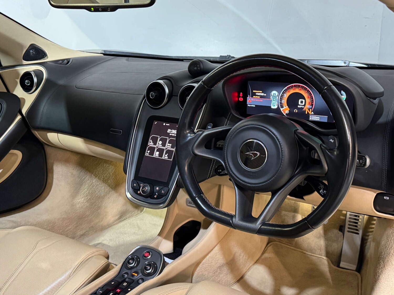 Used McLaren 570GT 2017 for sale - 76601526: Photo 2