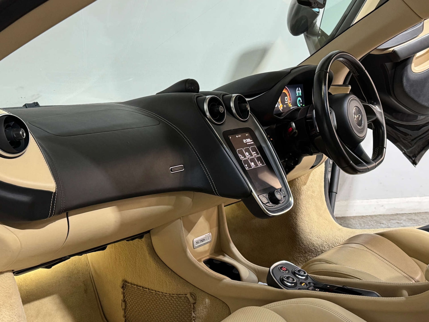 Used McLaren 570GT 2017 for sale - 76601526: Photo 22