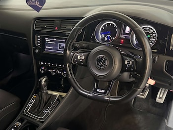 Used Volkswagen Golf 2015 for sale - 75973303: Photo
