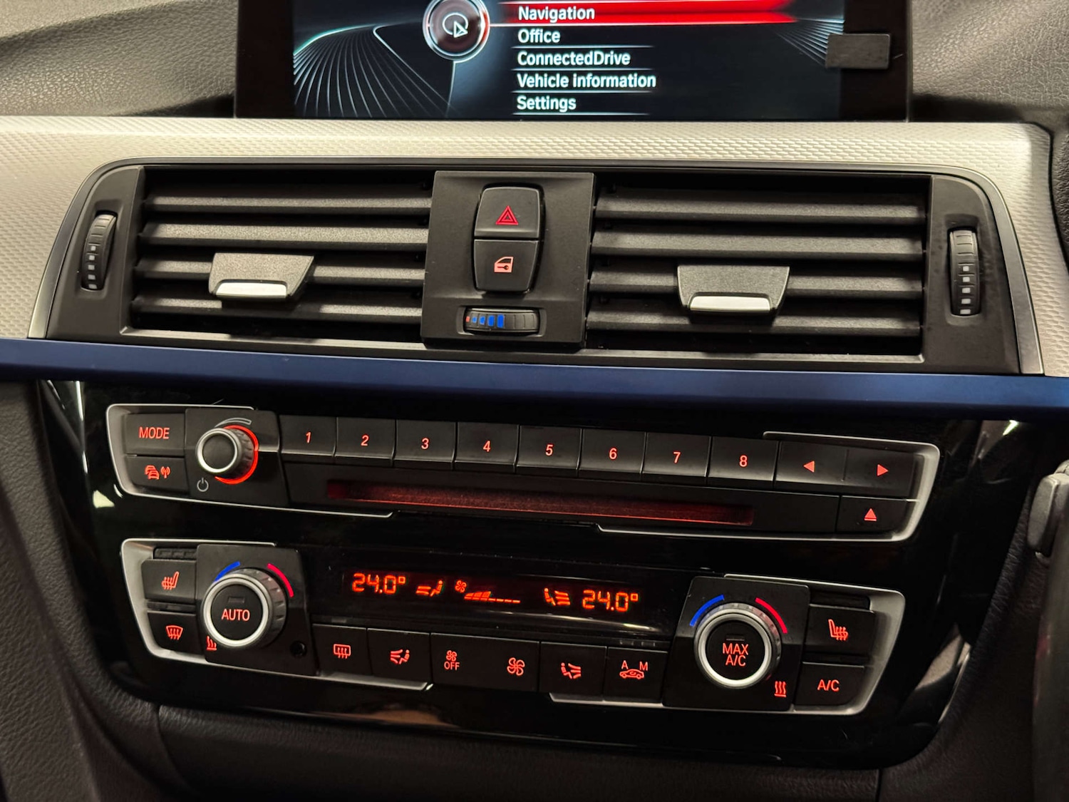 Used BMW 3 Series 2015 for sale - 77264720: Photo 18