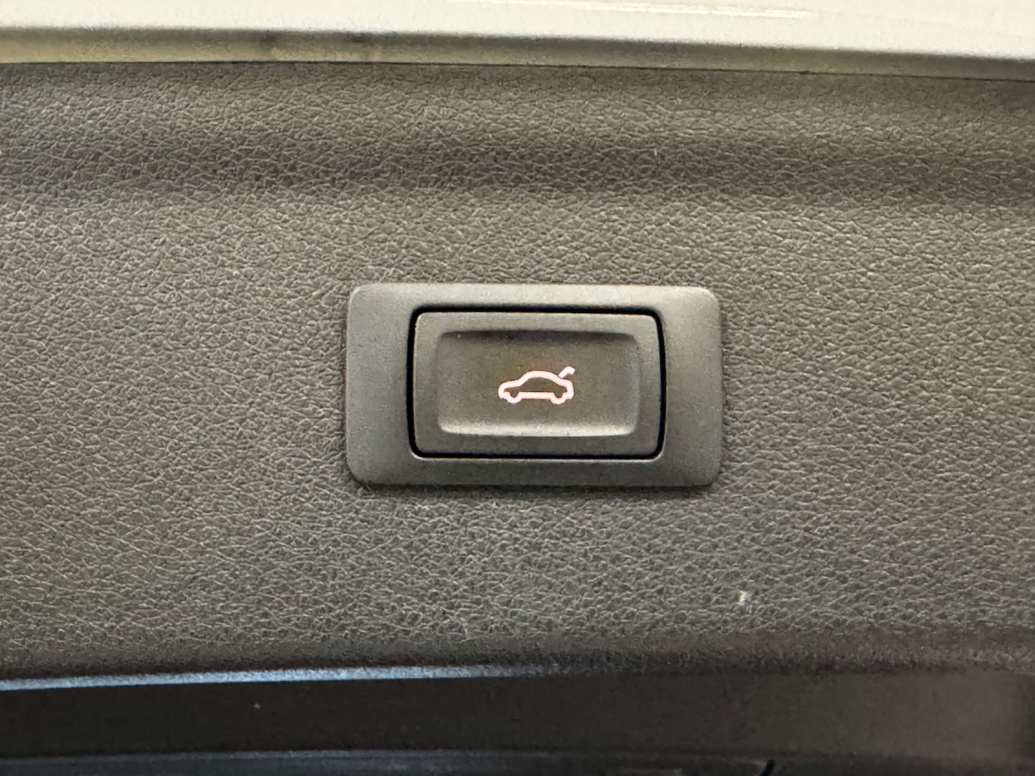 Used Audi Q3 2018 for sale - 77548583: Photo 30