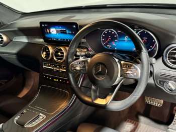 Used Mercedes-Benz GLC 2019 for sale - 74062333: Photo