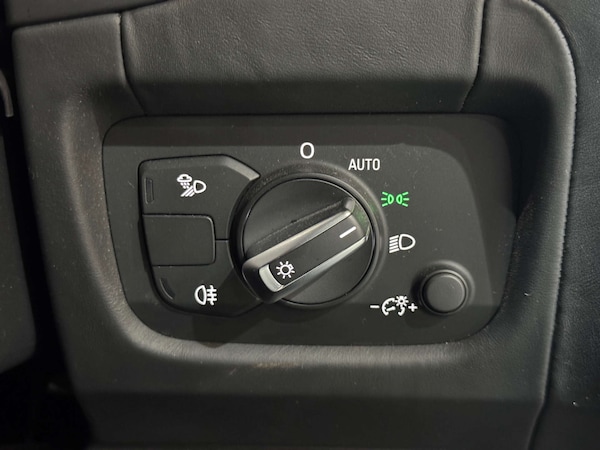 Used Audi R8 2015 for sale - 76237423: Photo 32