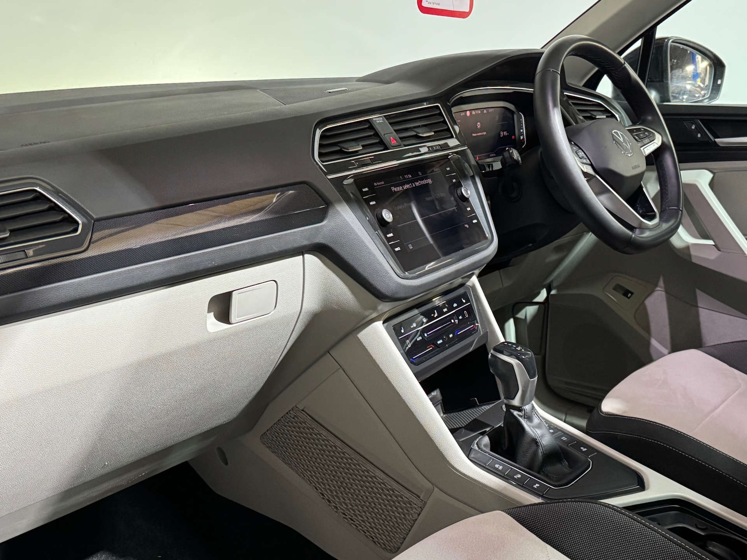 Used Volkswagen Tiguan 2021 for sale - 76278073: Photo 27