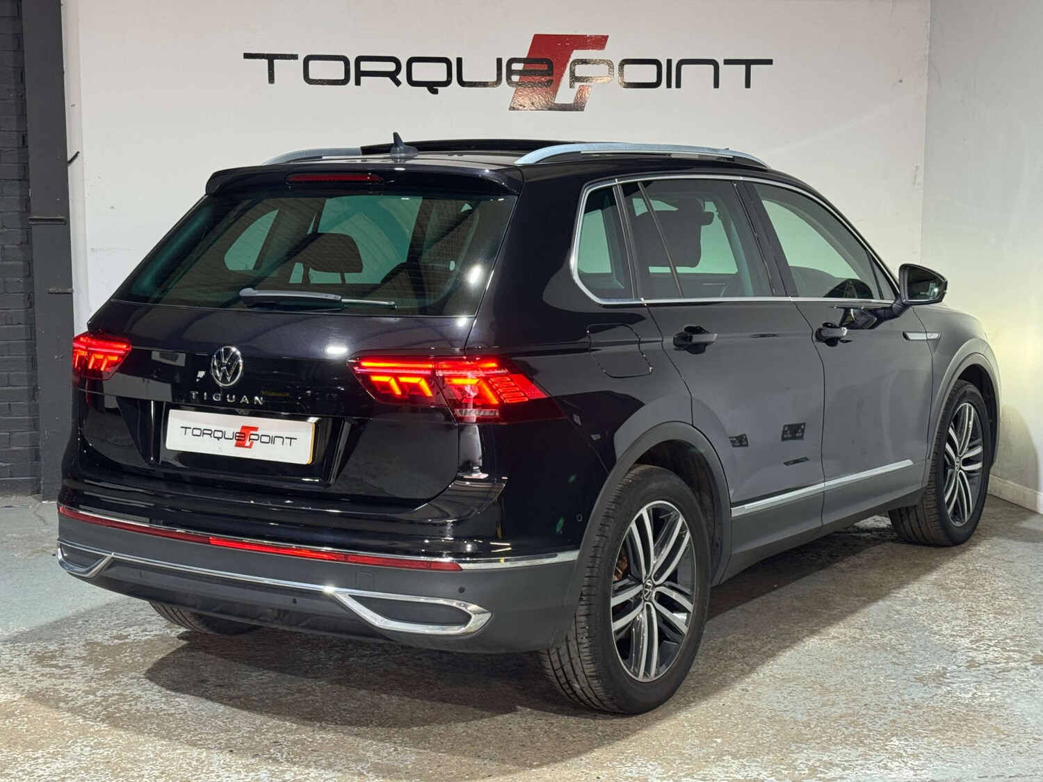 Used Volkswagen Tiguan 2021 for sale - 76278073: Photo 3