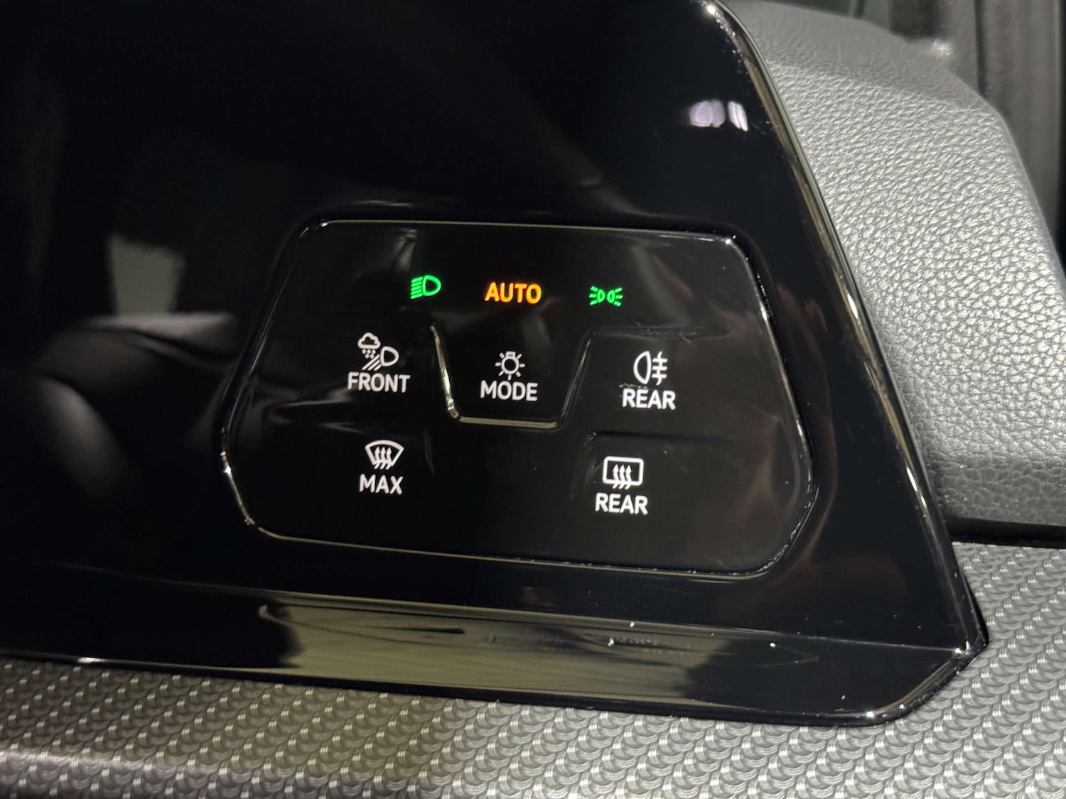 Used Volkswagen Golf 2021 for sale - 76347354: Photo 33