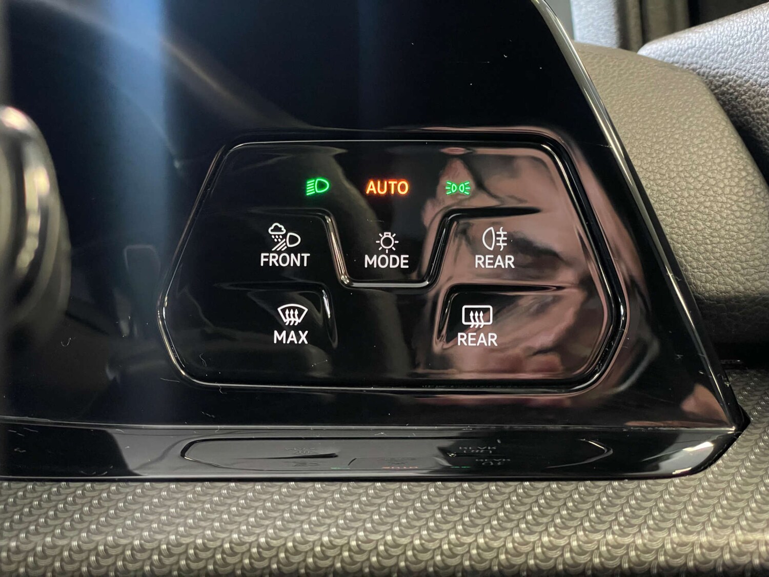 Used Volkswagen Golf 2023 for sale - 78125395: Photo 21