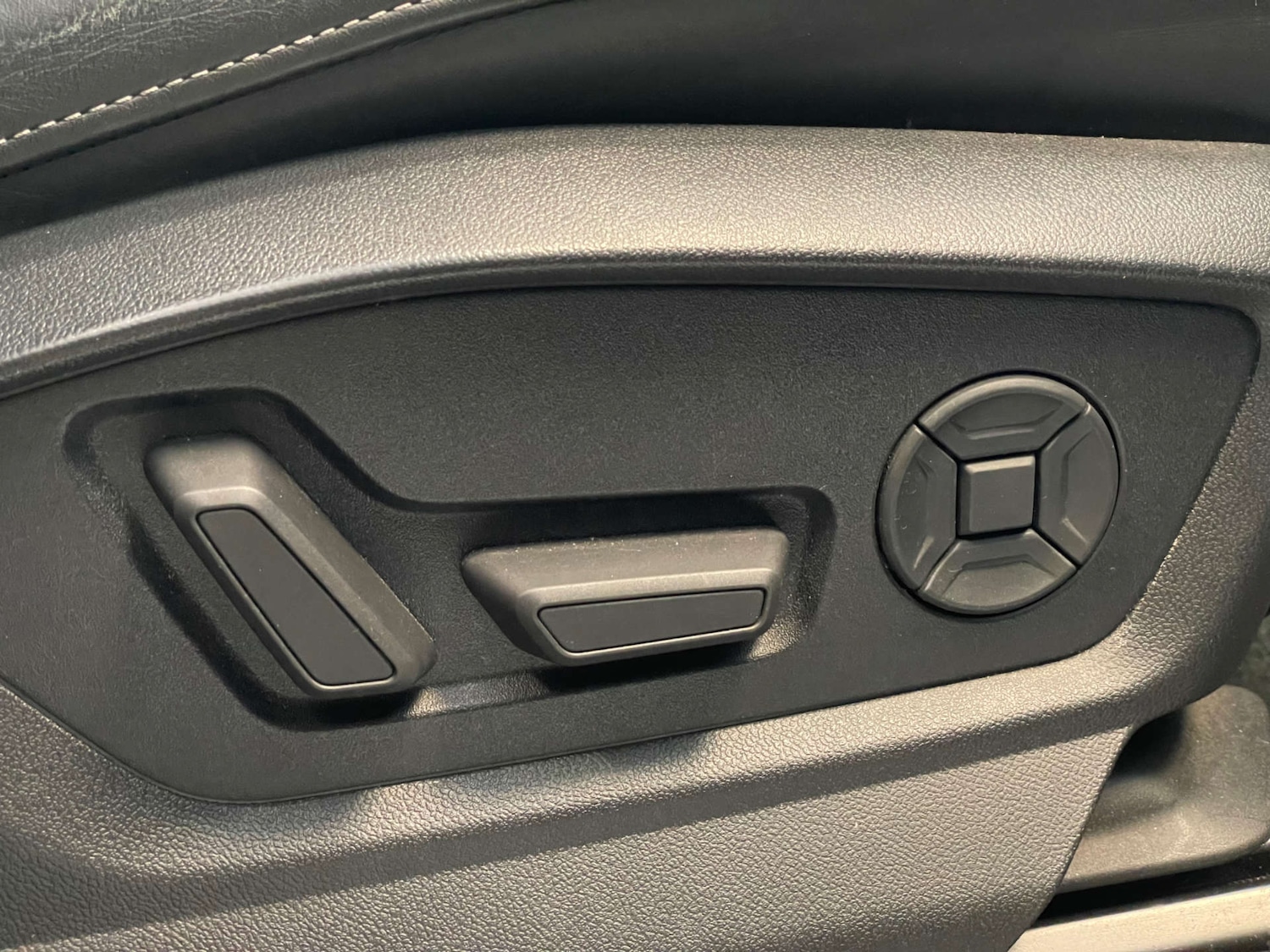 Used Audi Q7 2020 for sale - 78016436: Photo 28