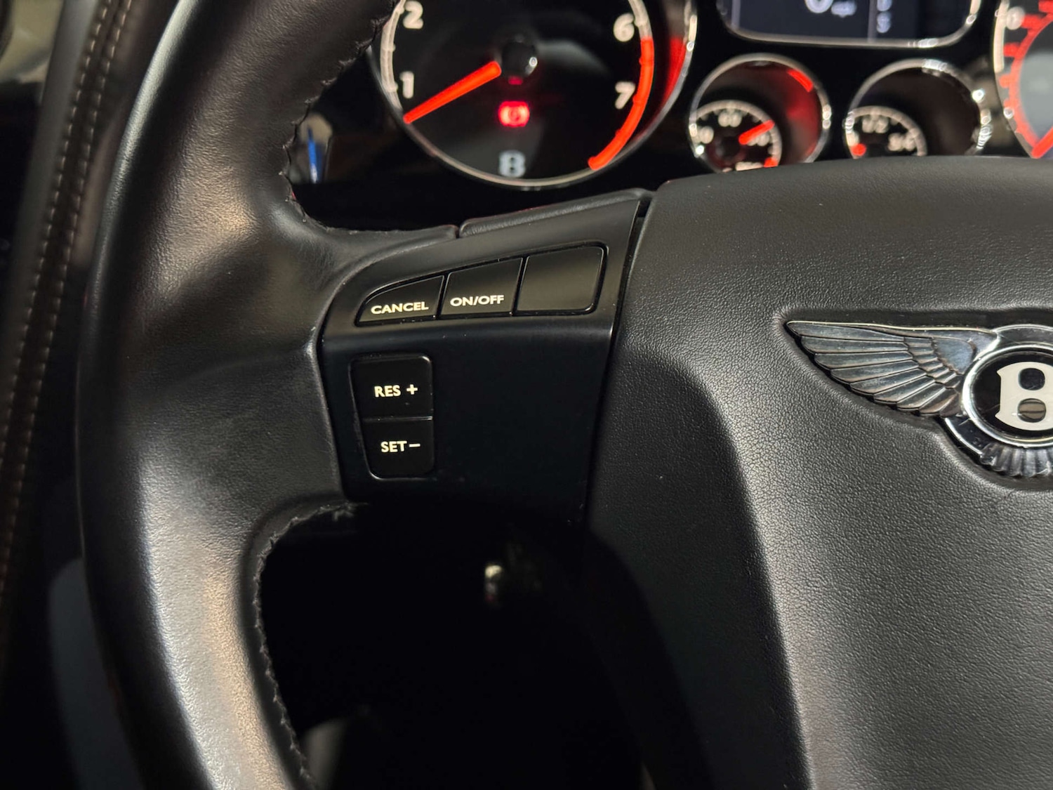 Used Bentley Continental 2010 for sale - 76547275: Photo 17