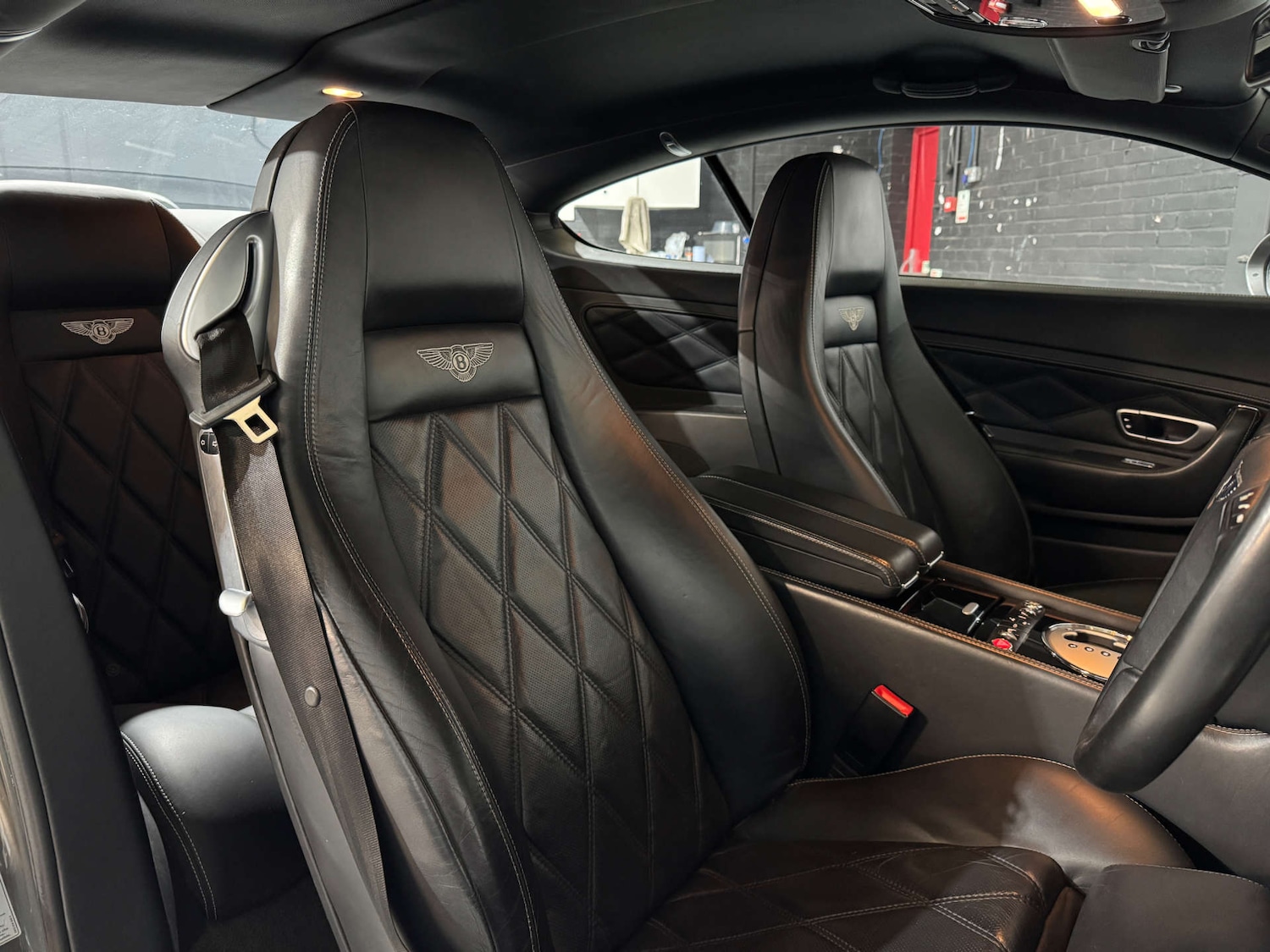 Used Bentley Continental 2010 for sale - 76547275: Photo 6