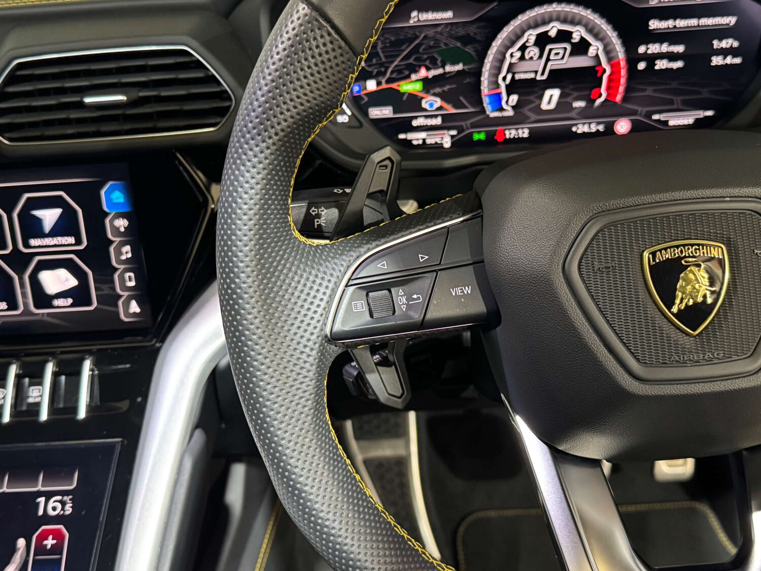 Used Lamborghini Urus 2020 for sale - 76577475: Photo 26