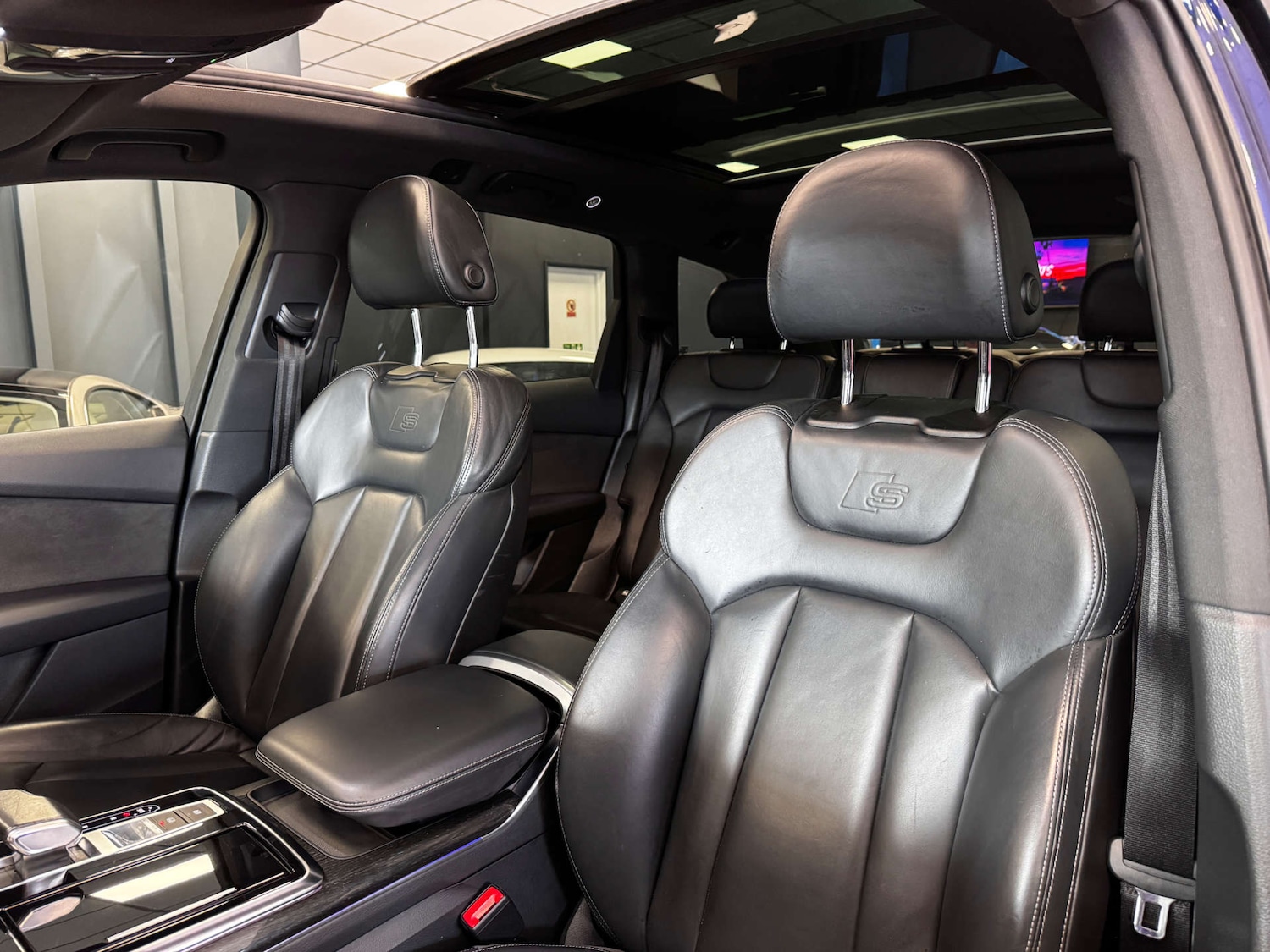 Used Audi Q7 2021 for sale - 77880486: Photo 14