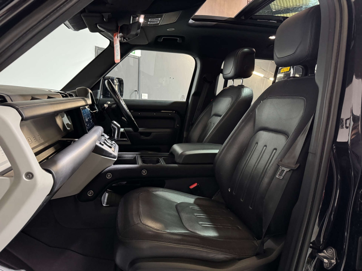 Used Land Rover Defender 2021 for sale - 75973323: Photo 13