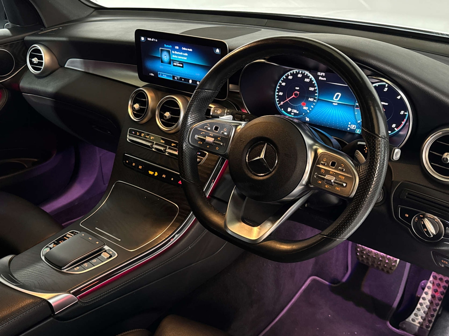 Used Mercedes-Benz GLC 2020 for sale - 76579678: Photo 2