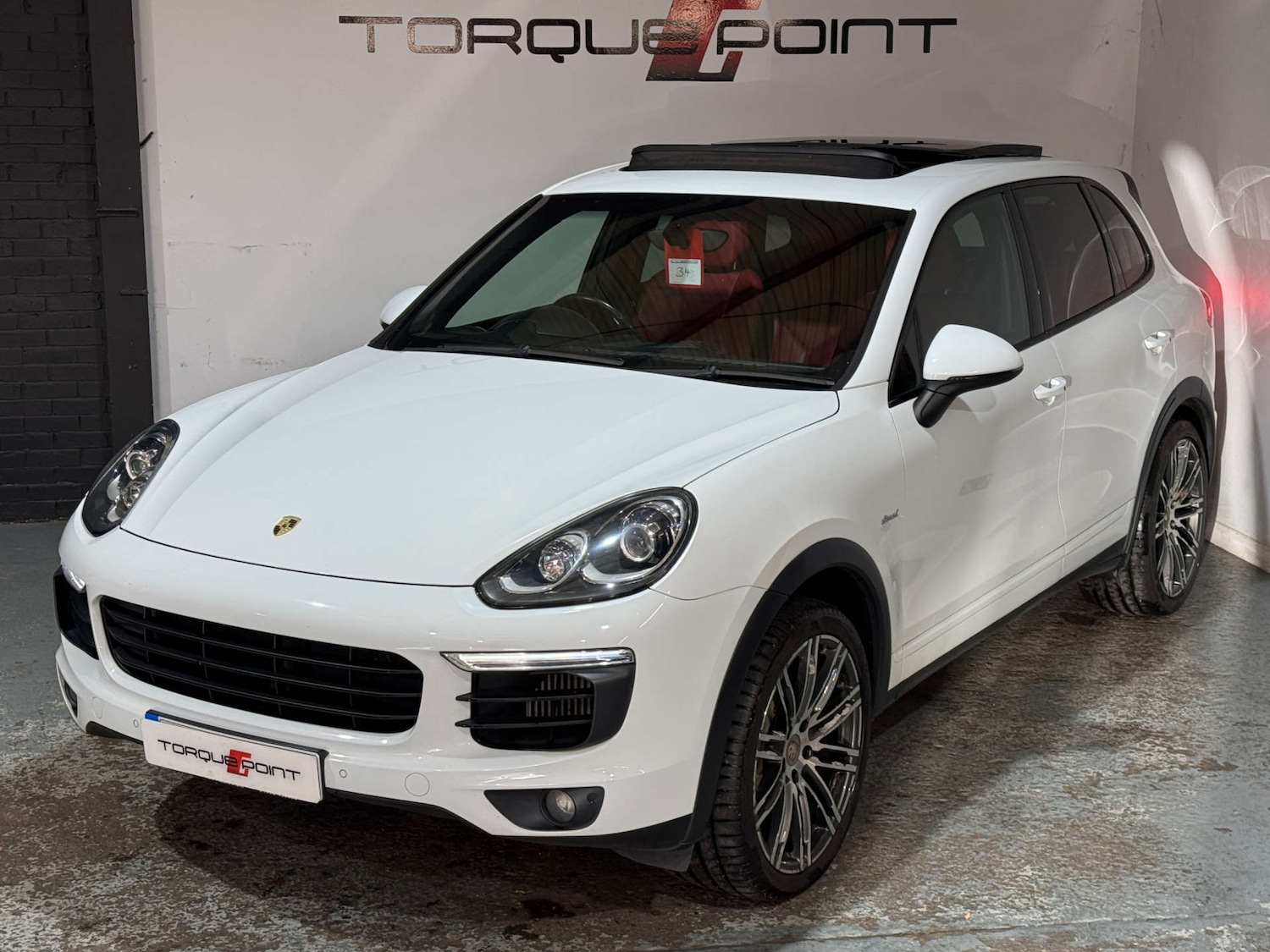 Used Porsche Cayenne 2015 for sale - 76367321: Photo 33