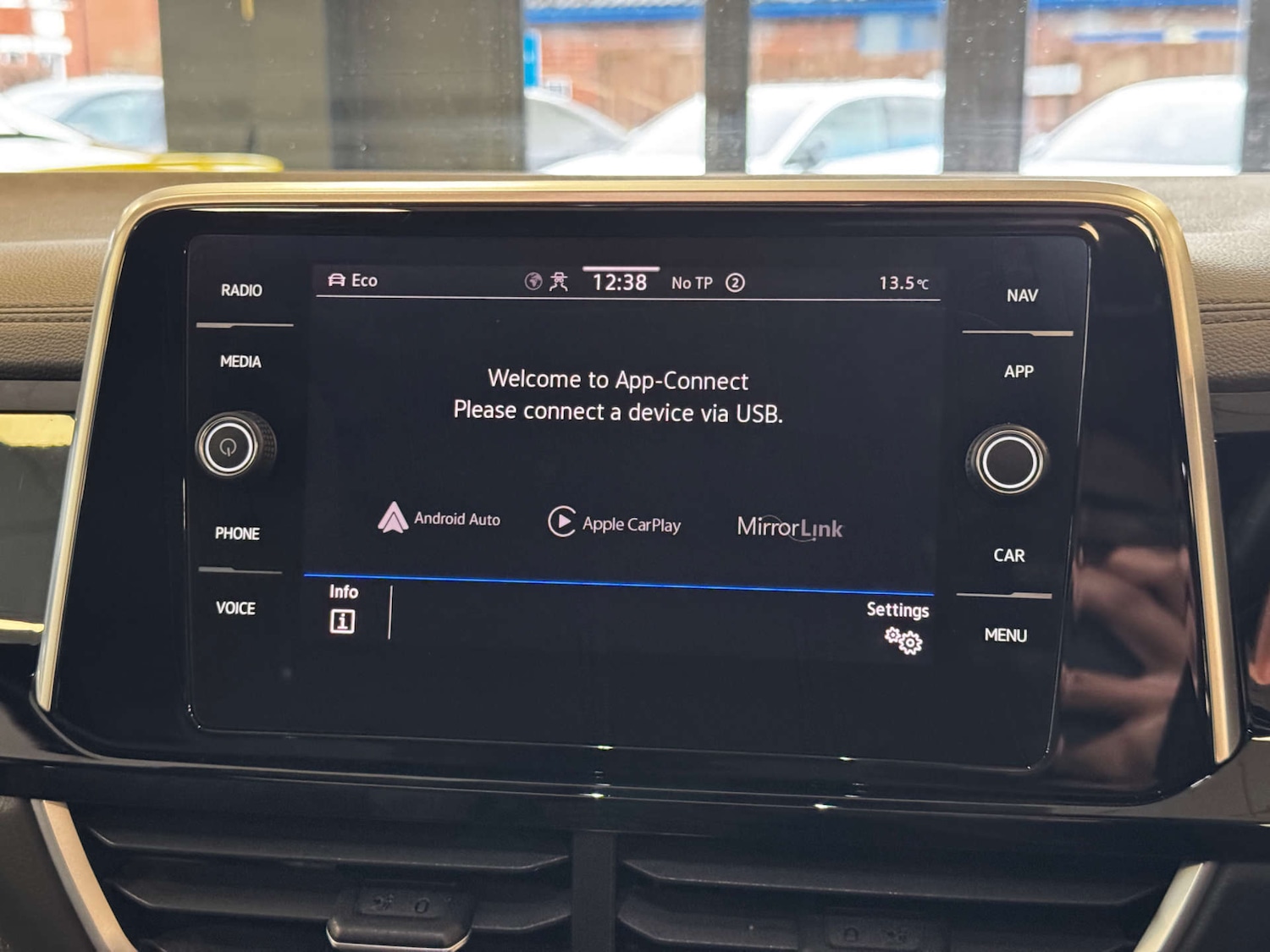 Used Volkswagen T-Roc 2022 for sale - 77237219: Photo 18