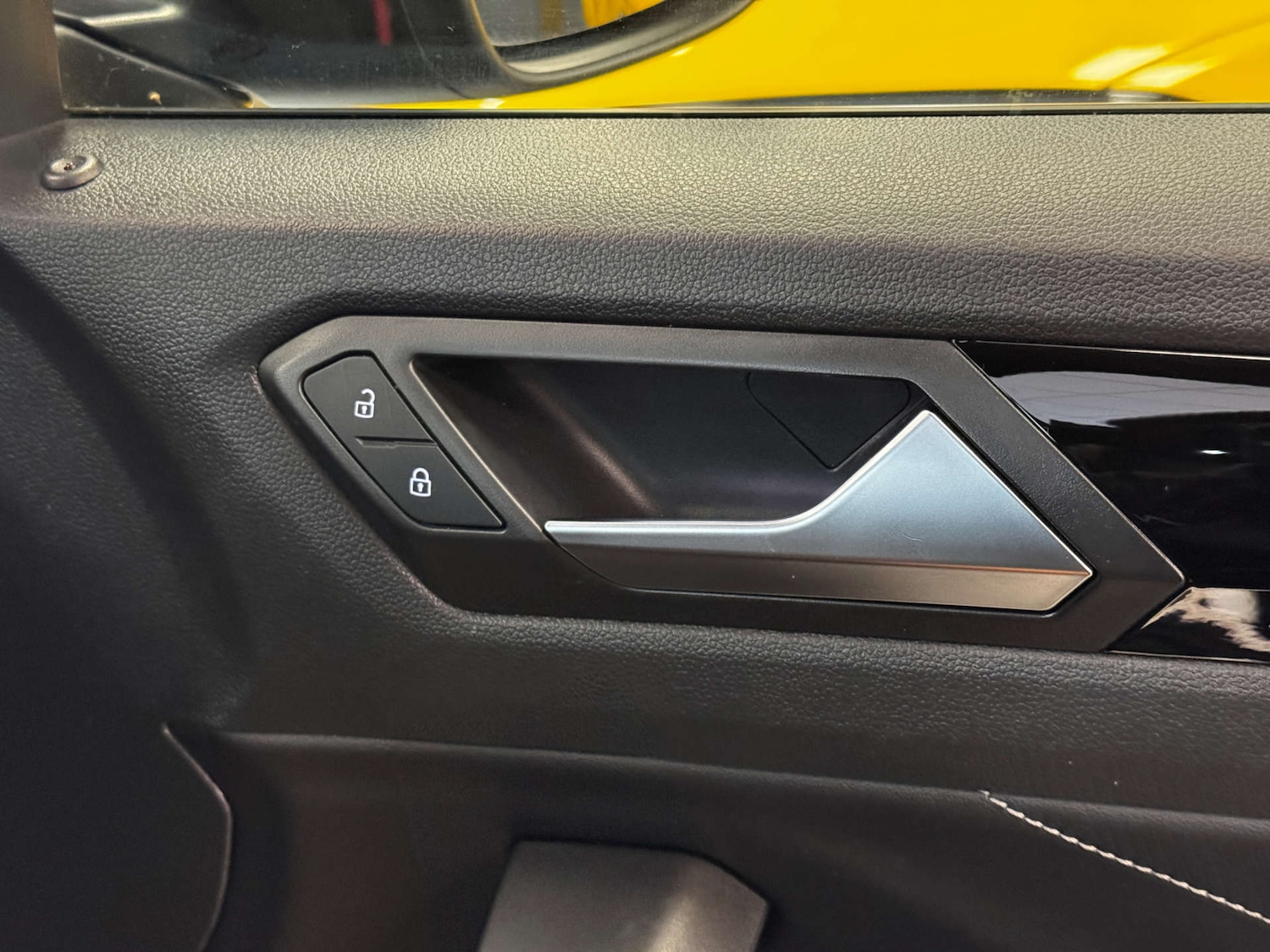 Used Volkswagen T-Roc 2022 for sale - 77237219: Photo 24