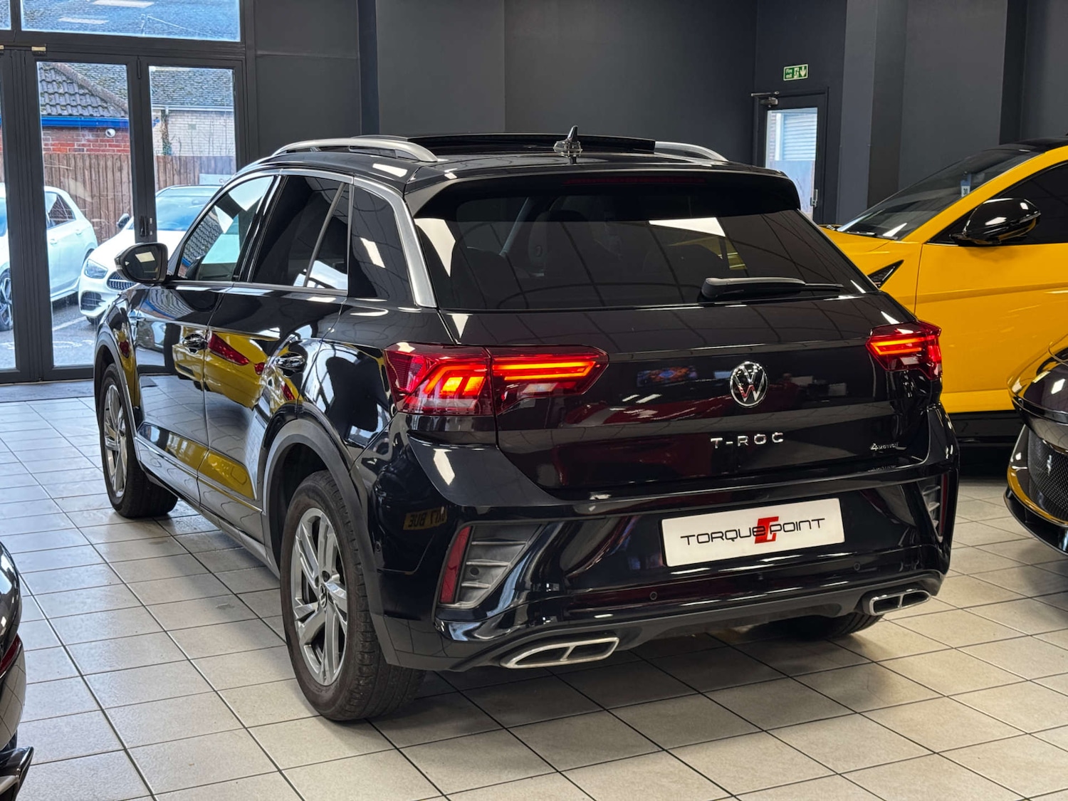 Used Volkswagen T-Roc 2022 for sale - 77237219: Photo 3