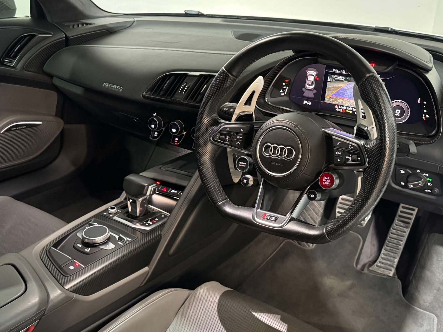 Used Audi R8 2015 for sale - 76601532: Photo 2