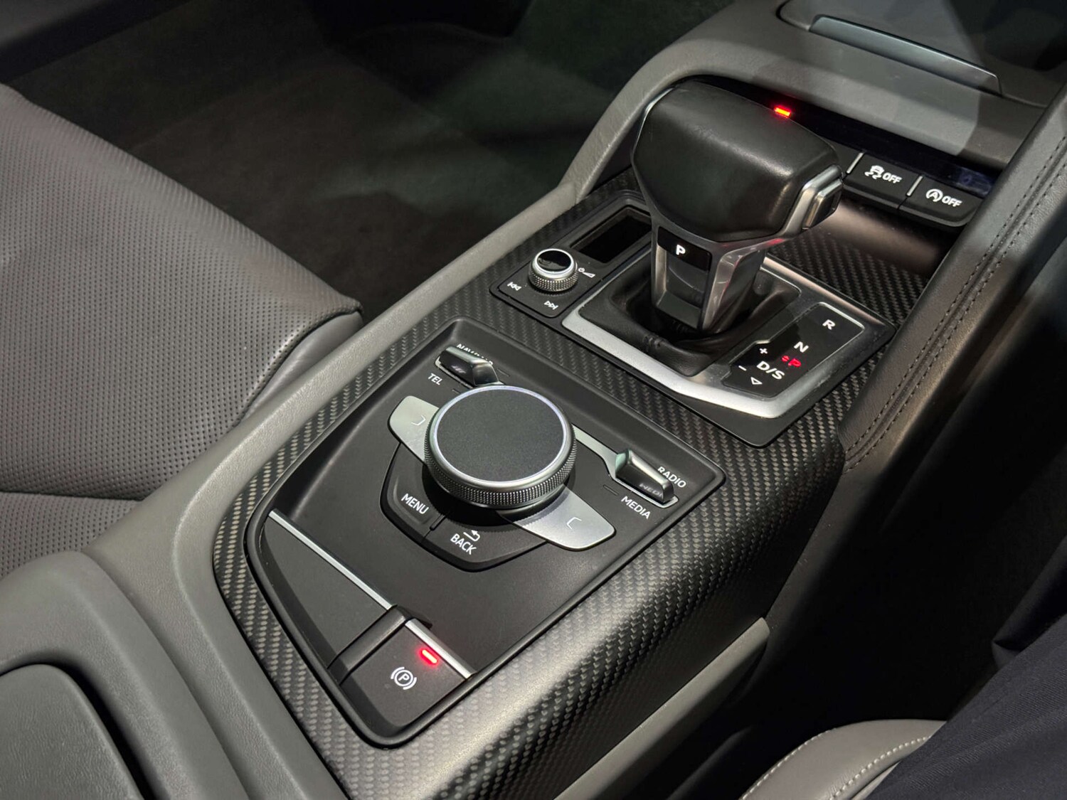 Used Audi R8 2015 for sale - 76601532: Photo 31