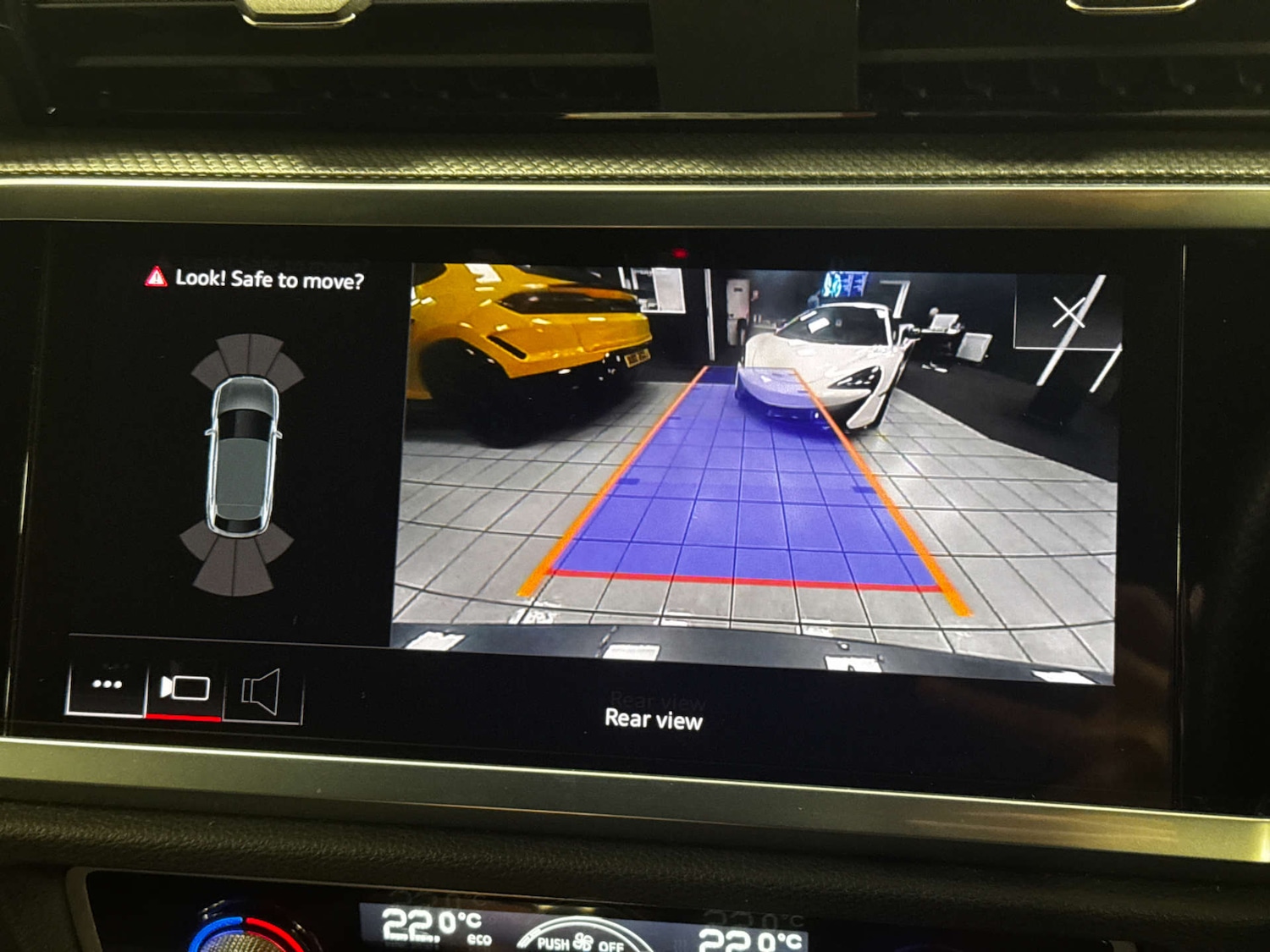 Used Audi Q3 2022 for sale - 77632642: Photo 13