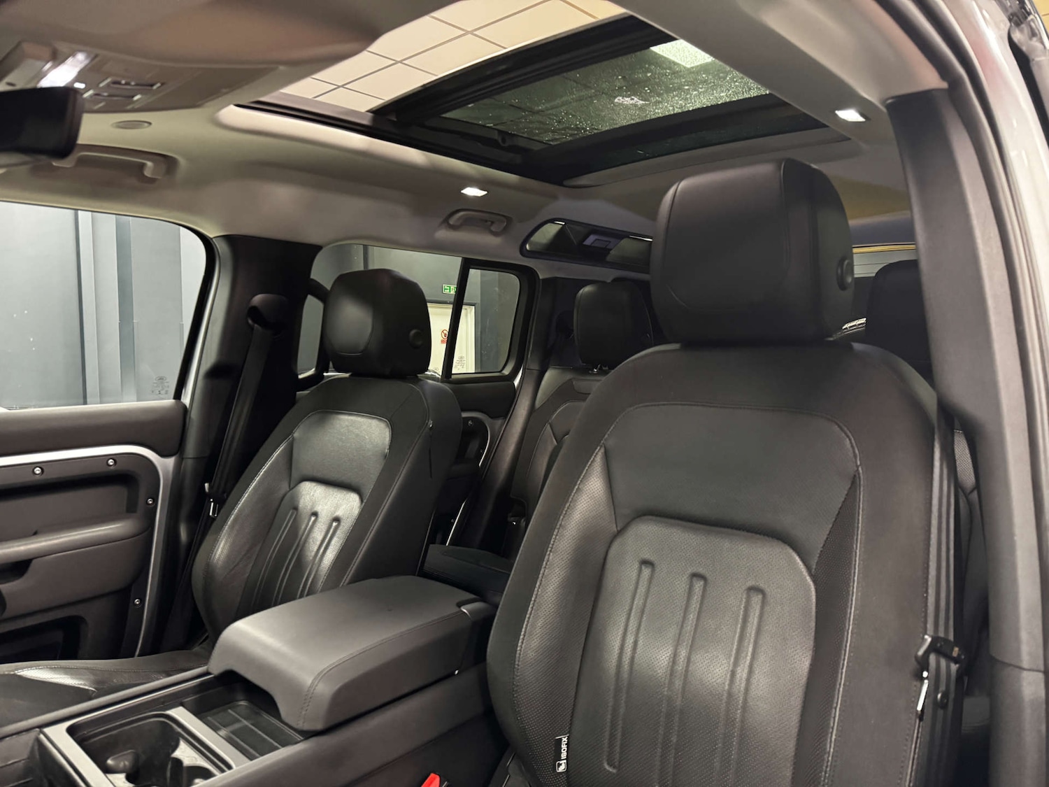 Used Land Rover Defender 2020 for sale - 77276728: Photo 14