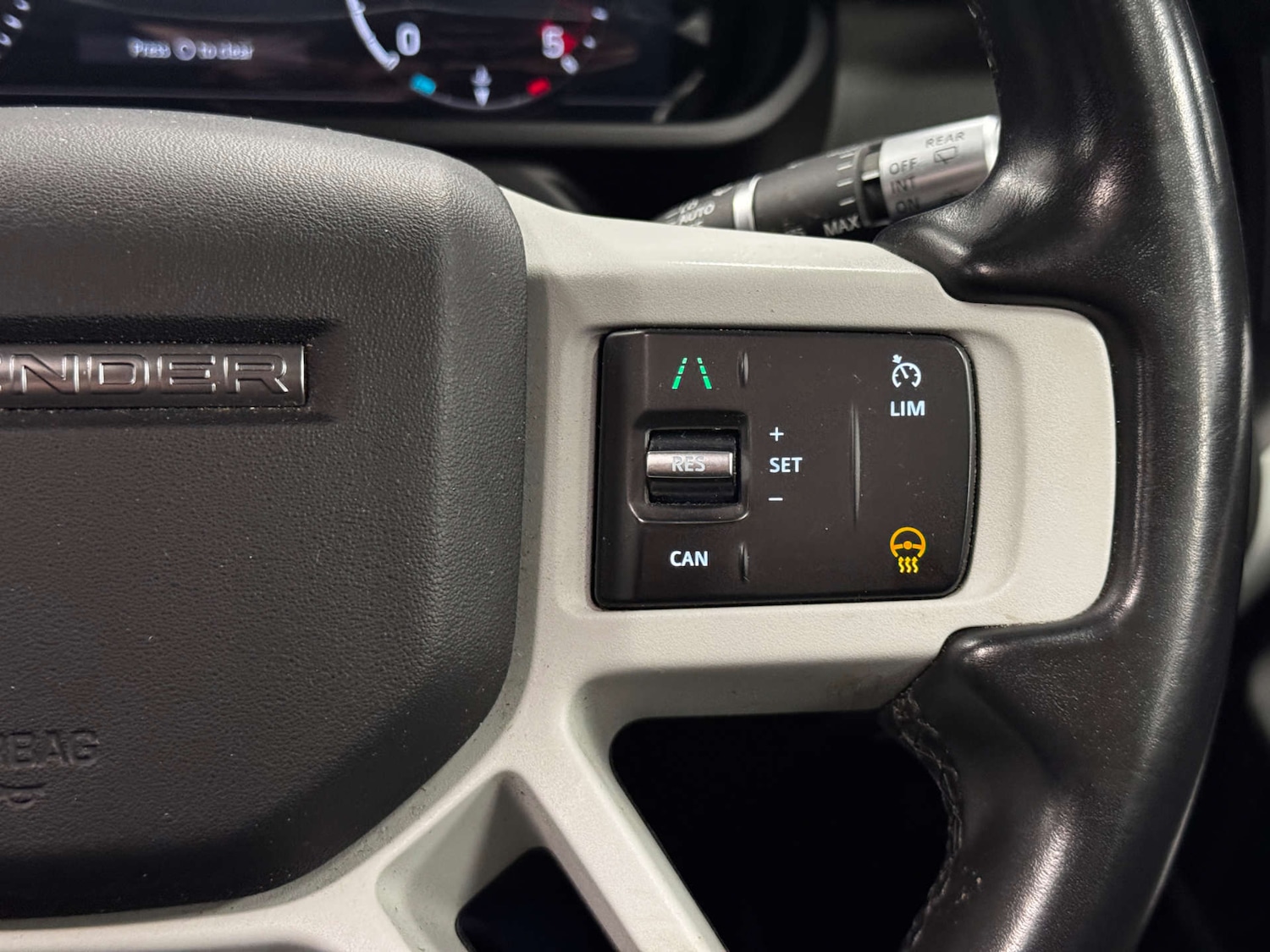 Used Land Rover Defender 2020 for sale - 77276728: Photo 26