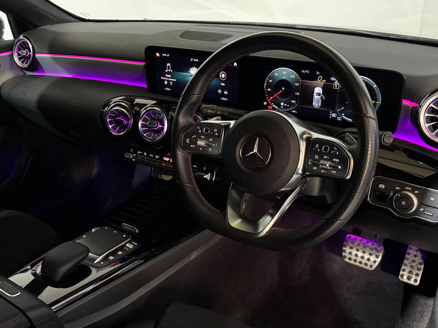 Used Mercedes-Benz A-Class 2022 for sale - 76601619: Photo 2