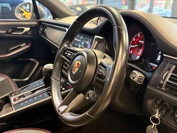 Used Porsche Macan 2023 for sale - 79792984: Photo