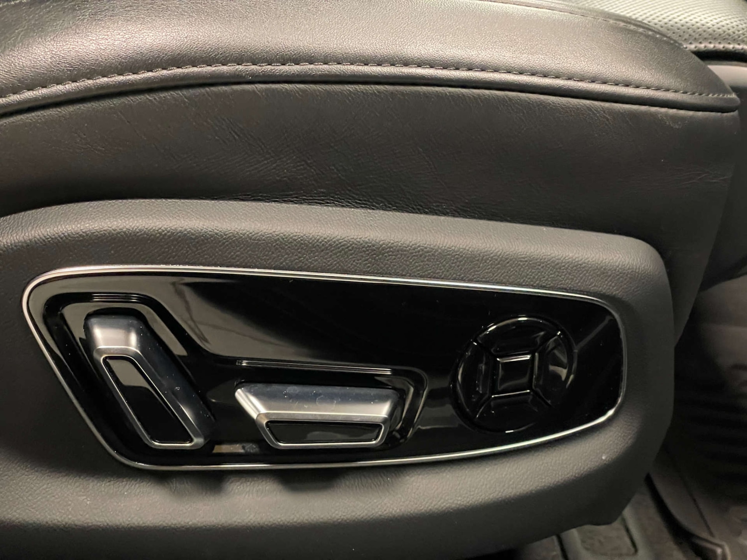 Used Audi A8 2019 for sale - 77213737: Photo 28