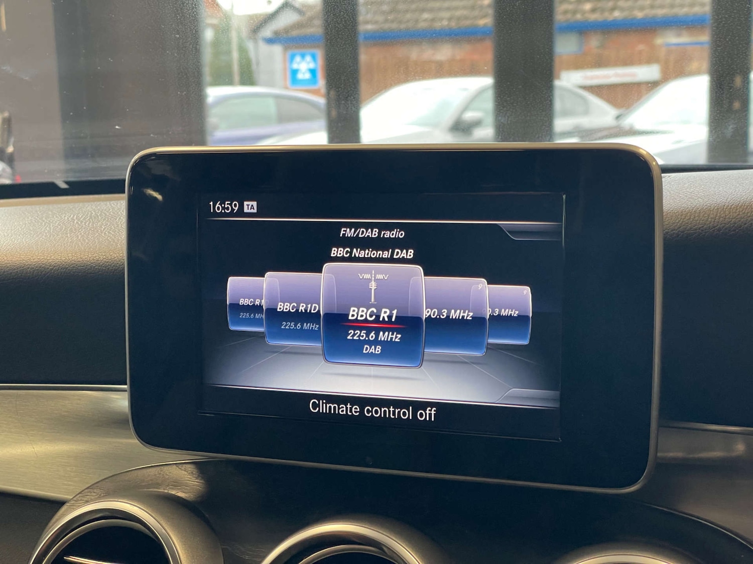 Used Mercedes-Benz C Class 2016 for sale - 78134673: Photo 16