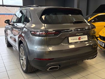 Used Porsche Cayenne 2019 for sale - 79427519: Photo
