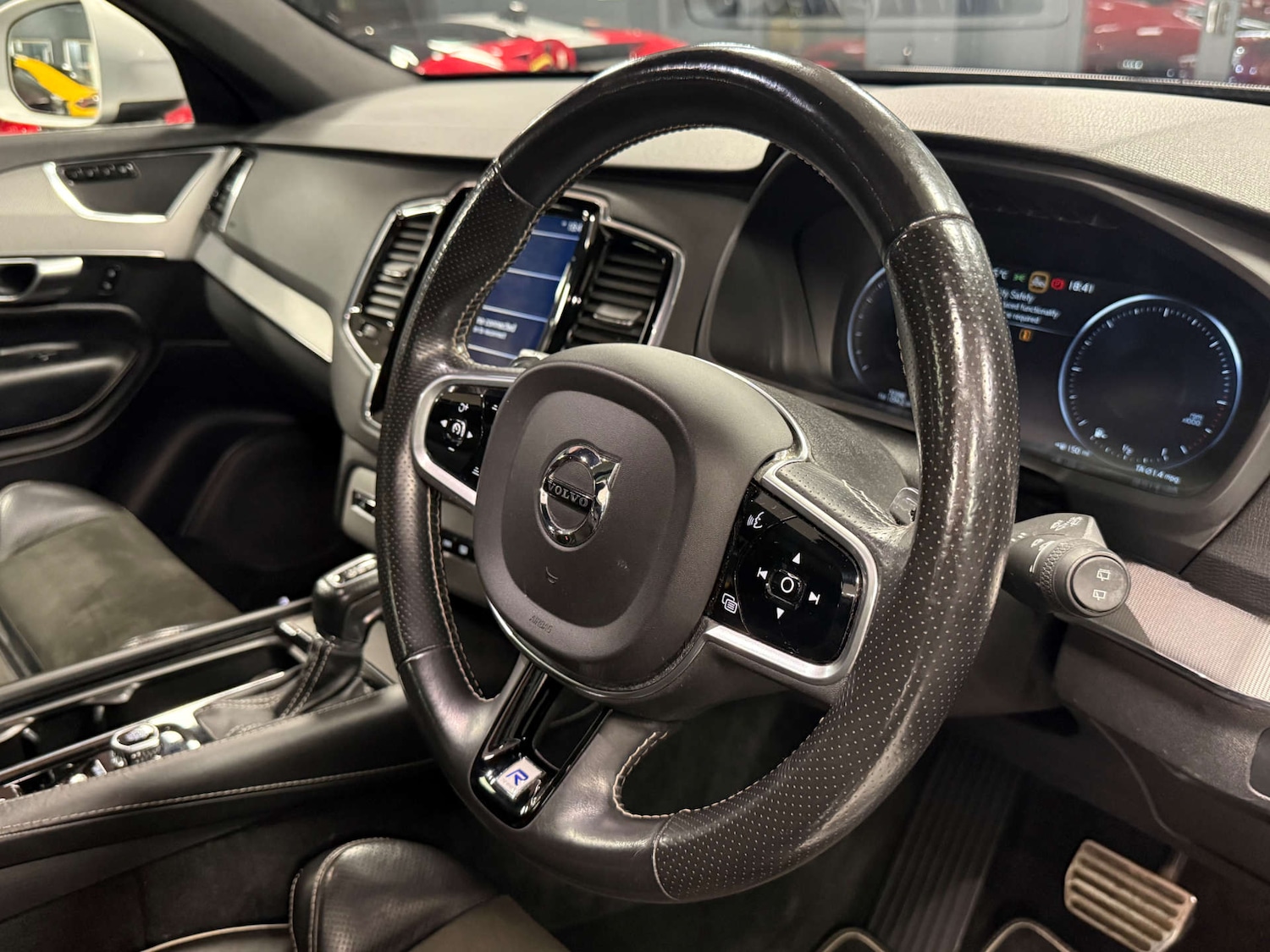 Used Volvo XC90 2017 for sale - 77850666: Photo 2