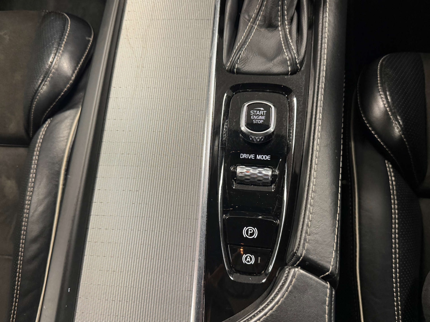 Used Volvo XC90 2017 for sale - 77850666: Photo 27