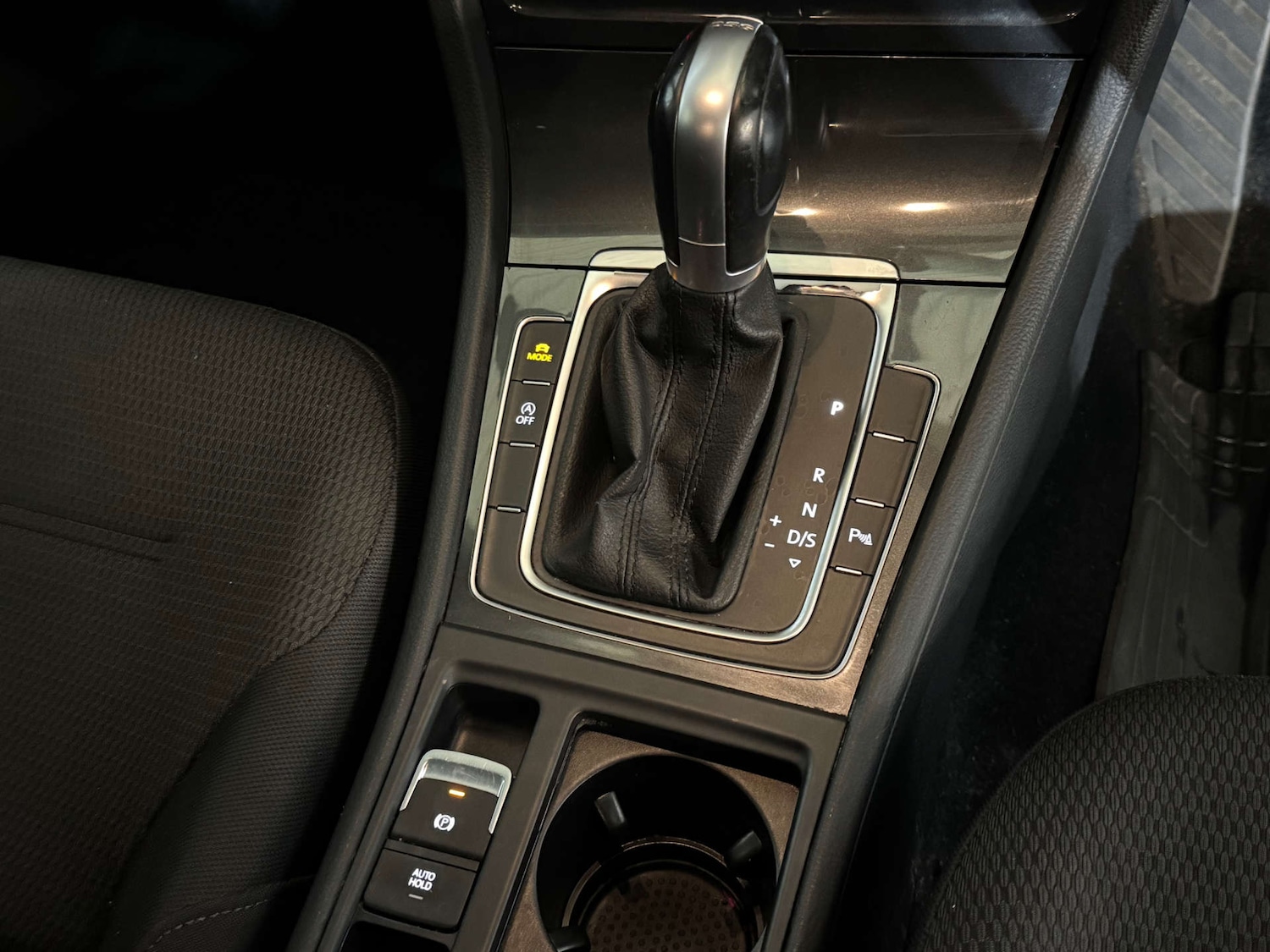 Used Volkswagen Golf 2018 for sale - 76601554: Photo 15