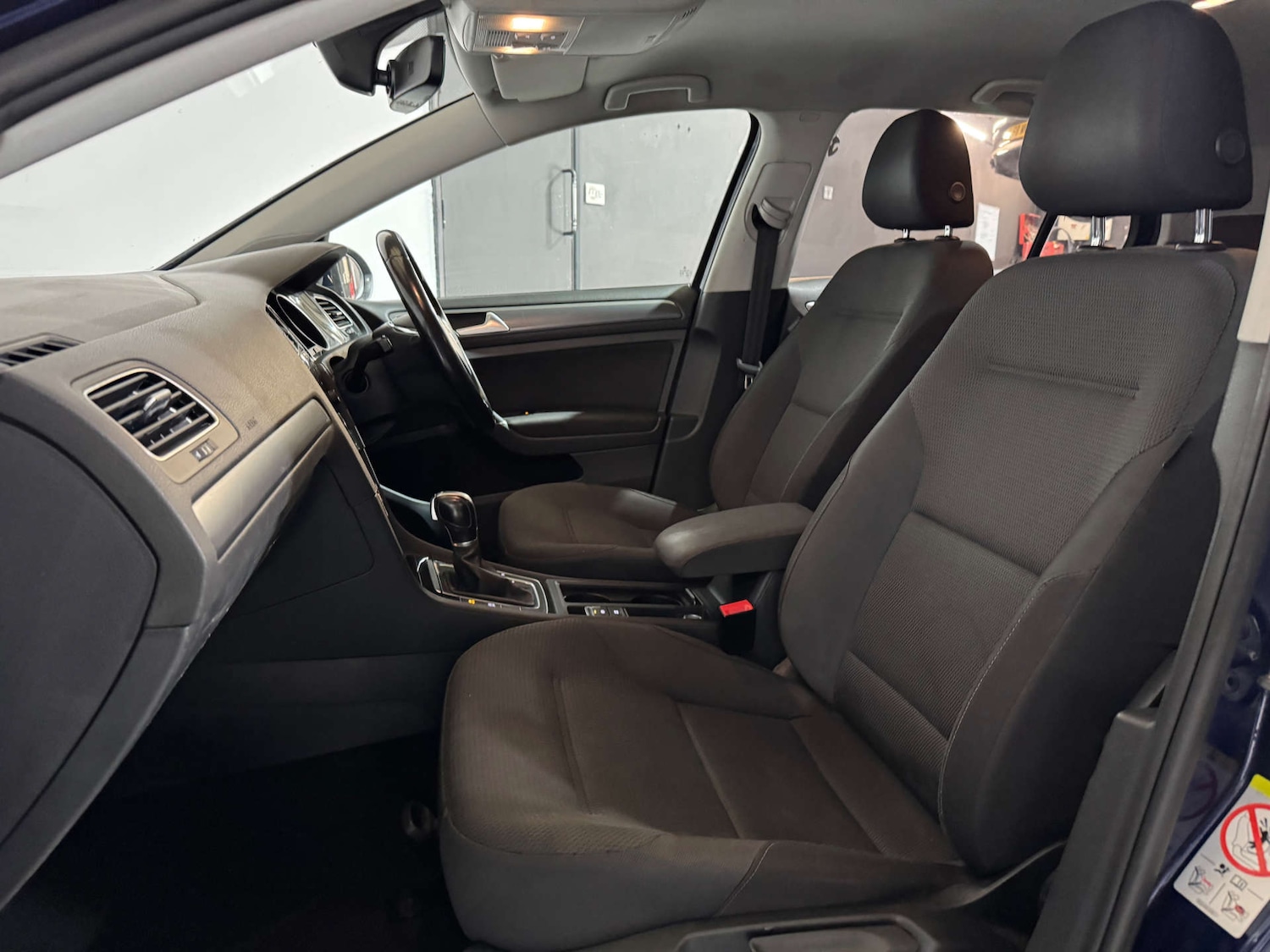 Used Volkswagen Golf 2018 for sale - 76601554: Photo 21