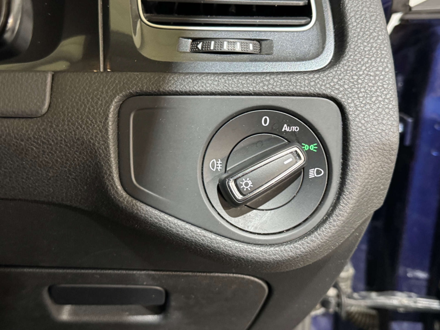 Used Volkswagen Golf 2018 for sale - 76601554: Photo 26