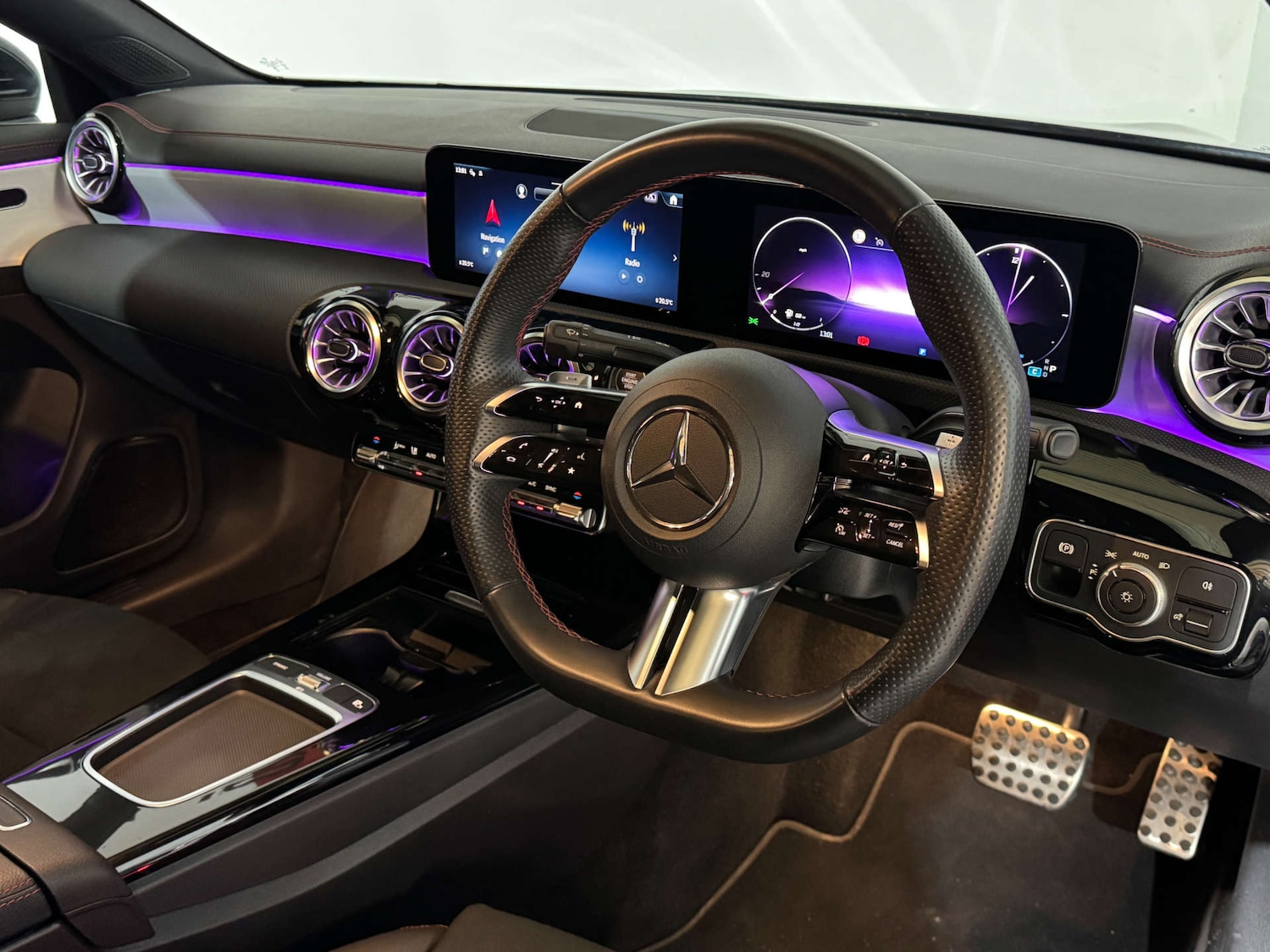 Used Mercedes-Benz CLA 2023 for sale - 76601791: Photo 2