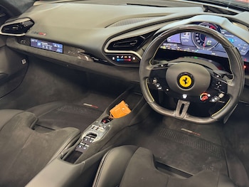 Used Ferrari 296 GTS 2023 for sale - 78182015: Photo