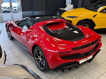 Used Ferrari 296 GTS 2023 for sale - 78182015: Photo