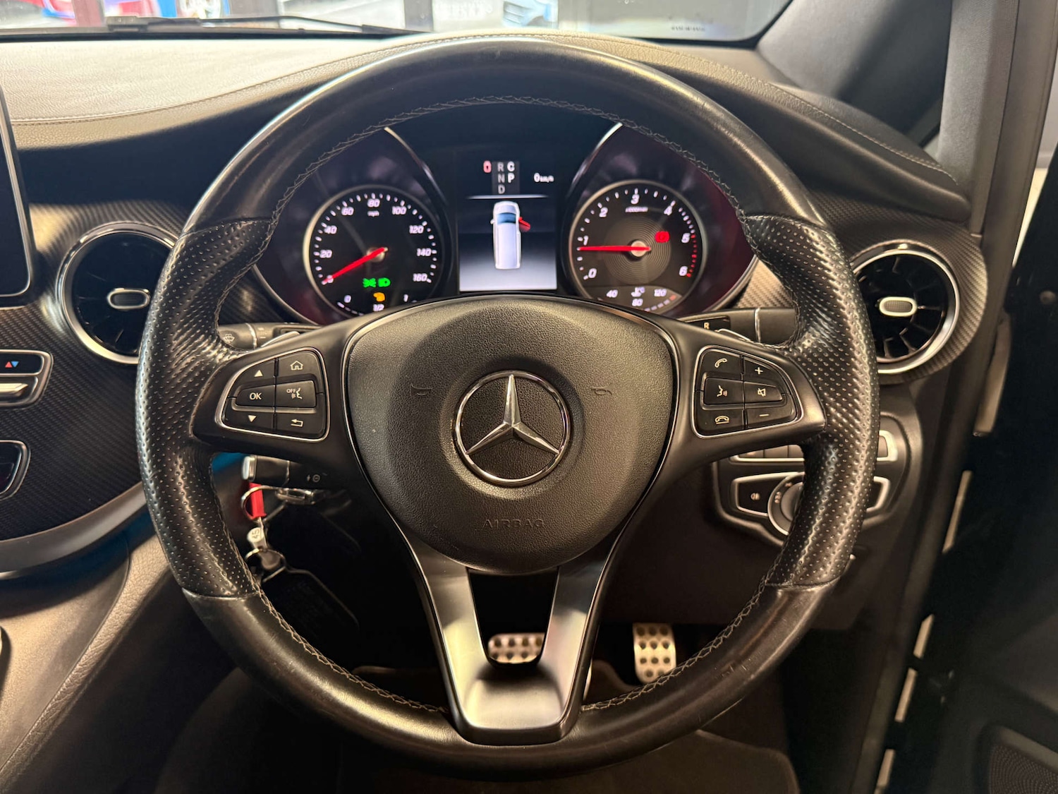 Used Mercedes-Benz V-Class 2019 for sale - 77766976: Photo 10