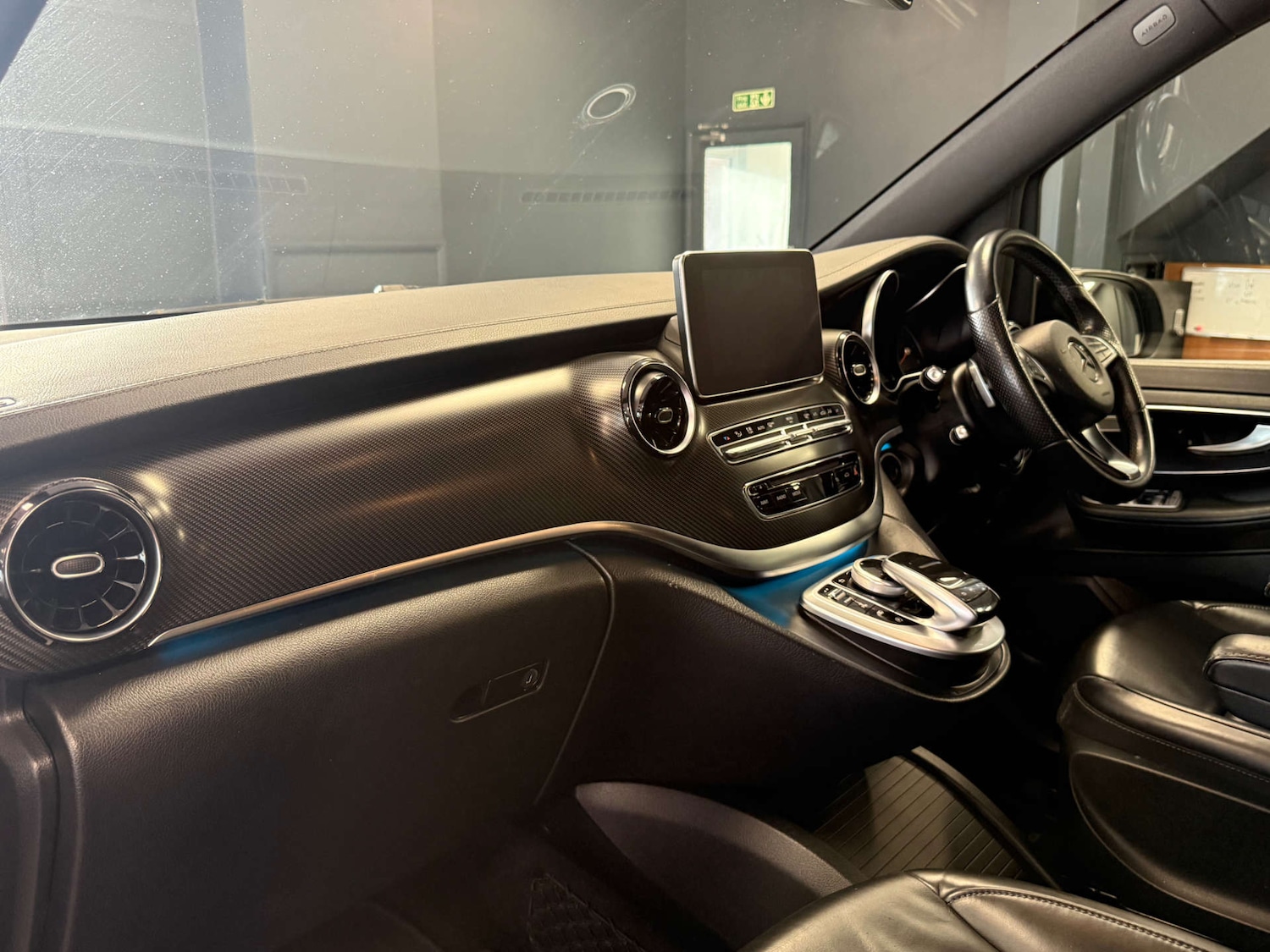 Used Mercedes-Benz V-Class 2019 for sale - 77766976: Photo 21