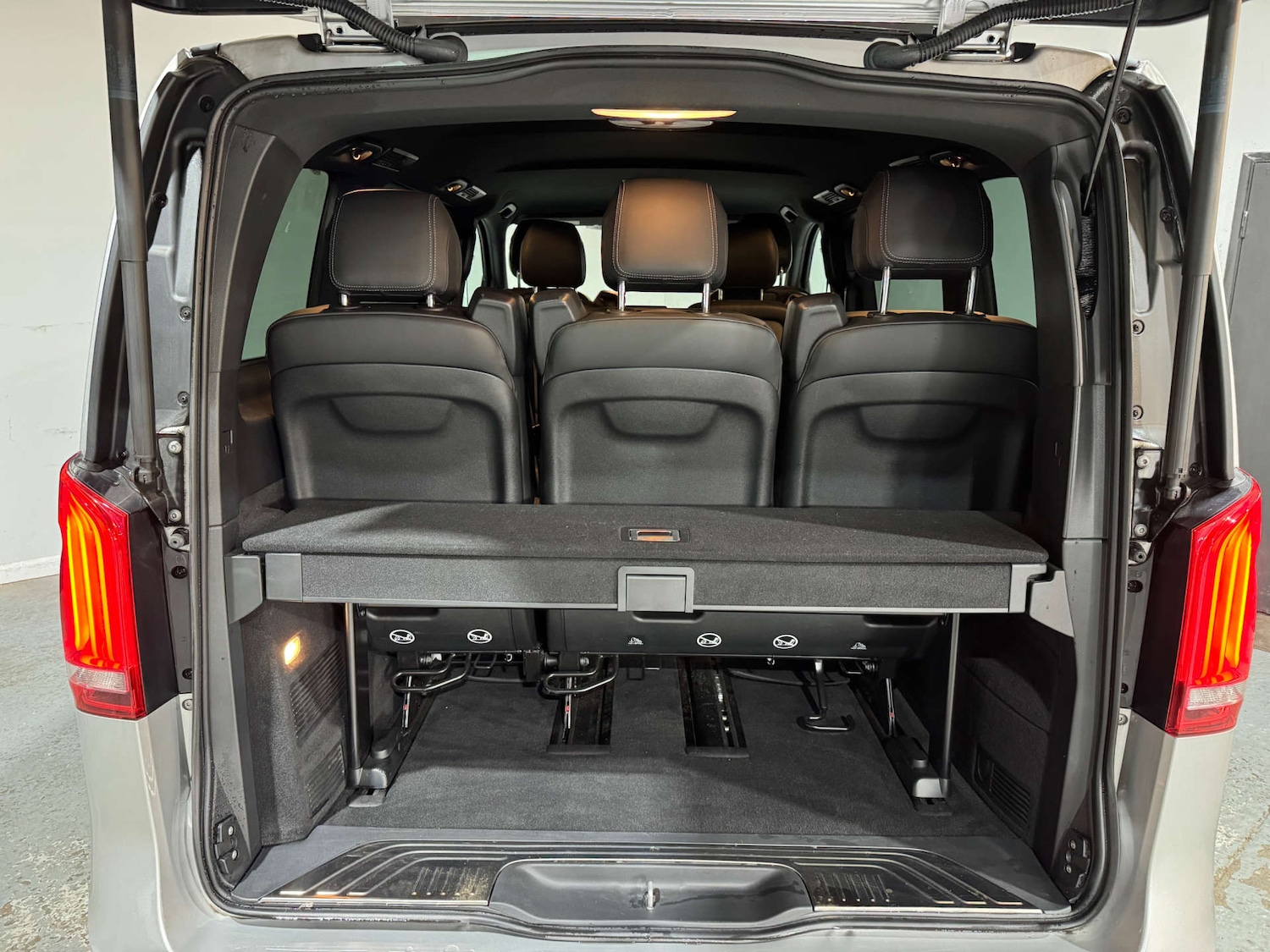Used Mercedes-Benz V-Class 2020 for sale - 76056641: Photo 17