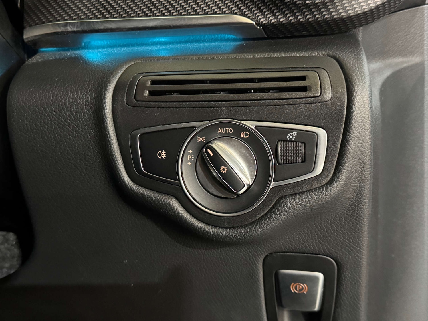 Used Mercedes-Benz V-Class 2020 for sale - 76056641: Photo 27