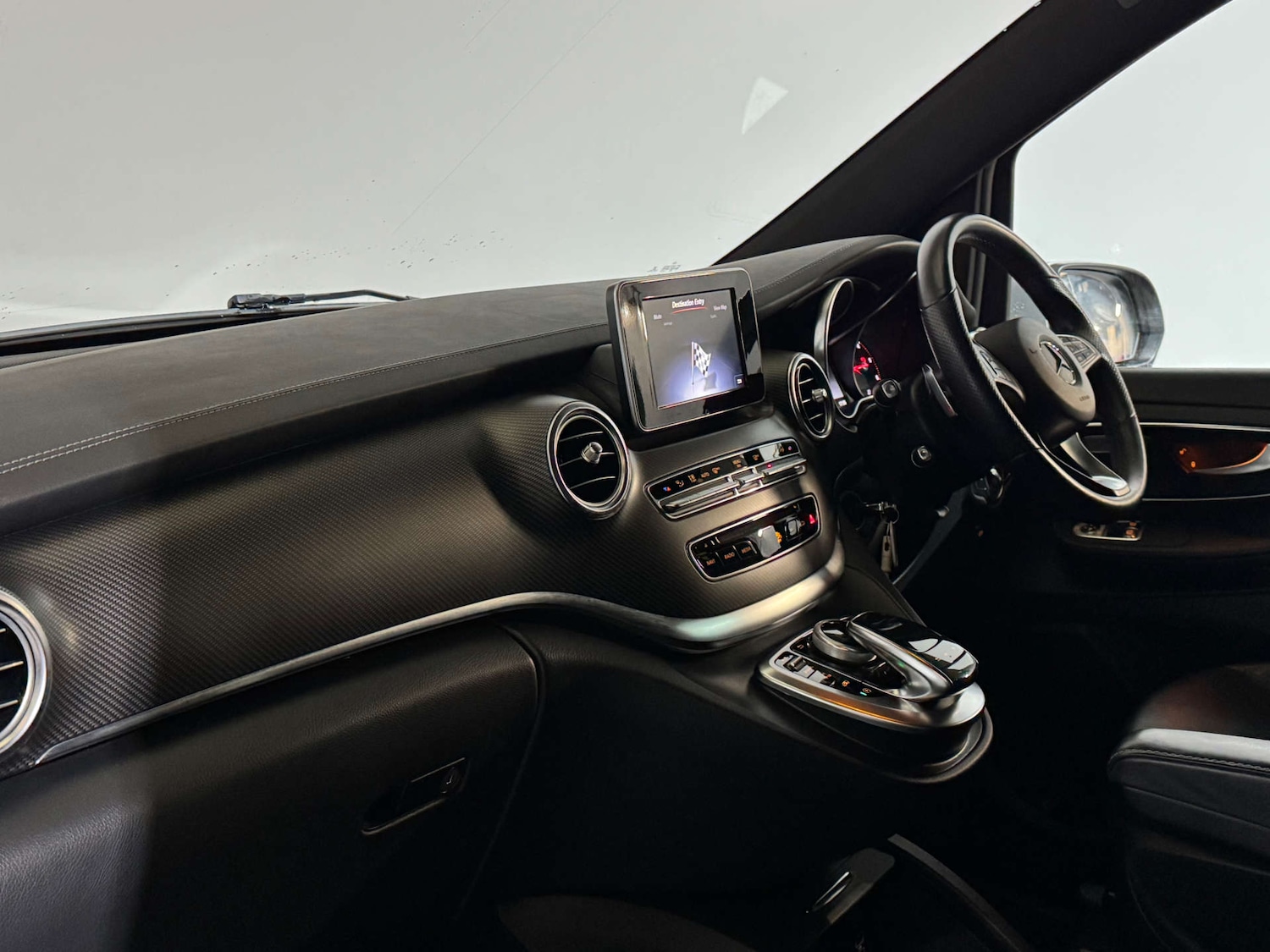 Used Mercedes-Benz V-Class 2020 for sale - 76056641: Photo 28