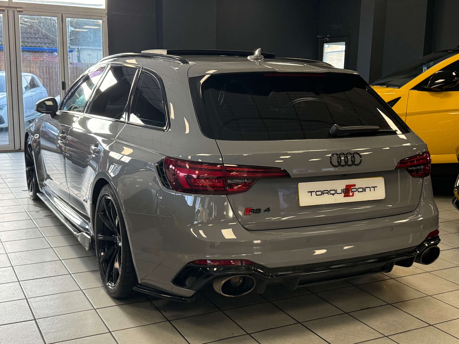 Used Audi A4 2018 for sale - 76934892: Photo 3