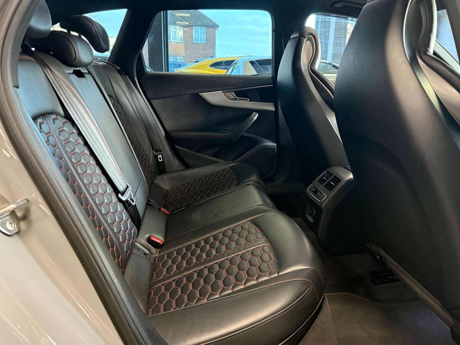 Used Audi A4 2018 for sale - 76934892: Photo 35