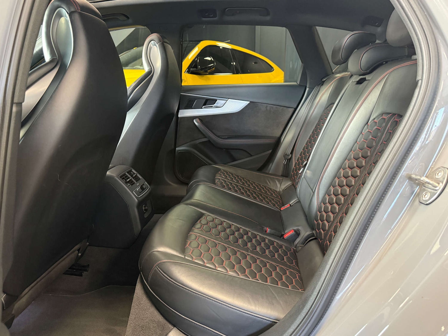 Used Audi A4 2018 for sale - 76934892: Photo 38