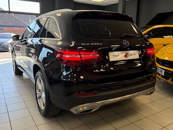 Used Mercedes-Benz GLC 2017 for sale - 79347429: Photo